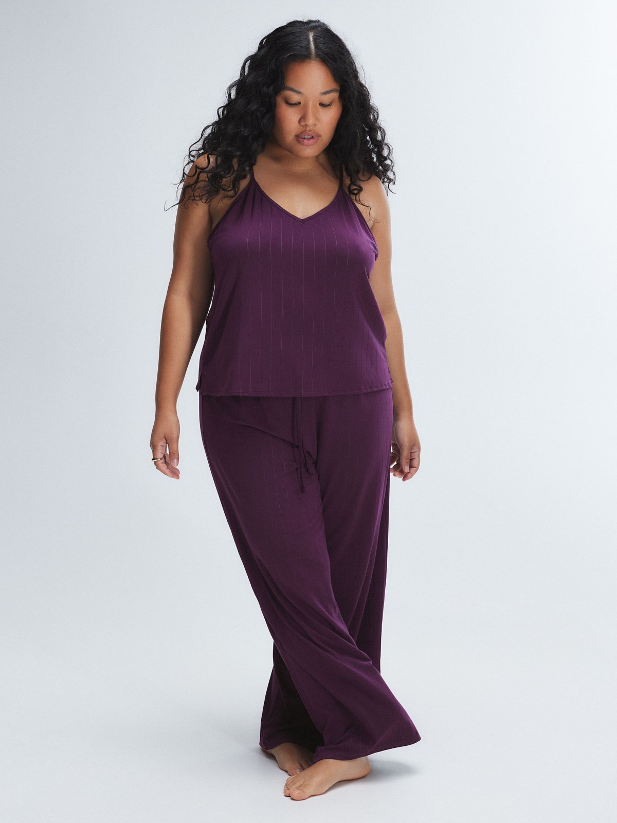 Sleek Stitch Mid-Rise Sleep Pant