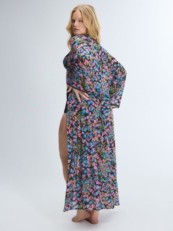 Hopelace Romantic Full-Length Robe