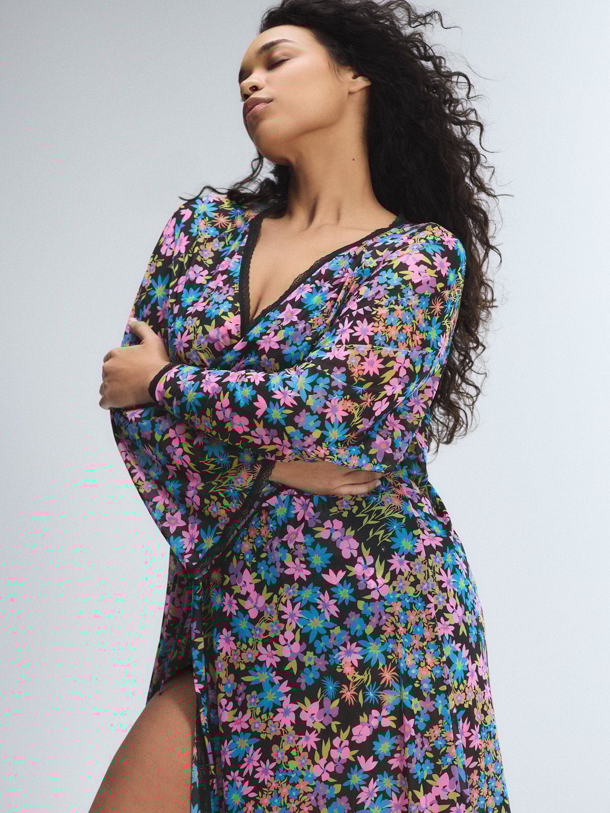 Hopelace Romantic Full-Length Robe