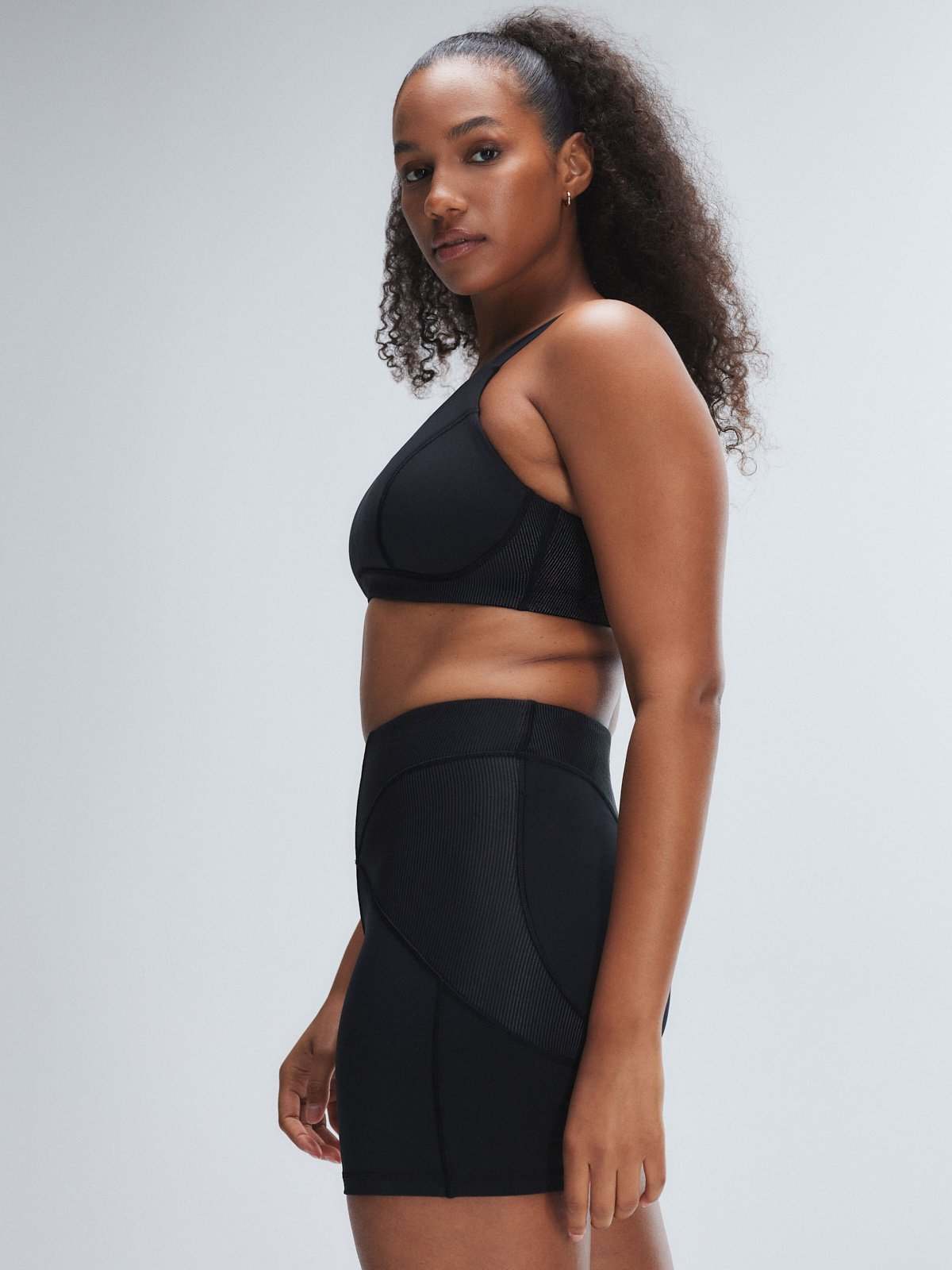 Curve Alert High-Impact Rib Sports Bra