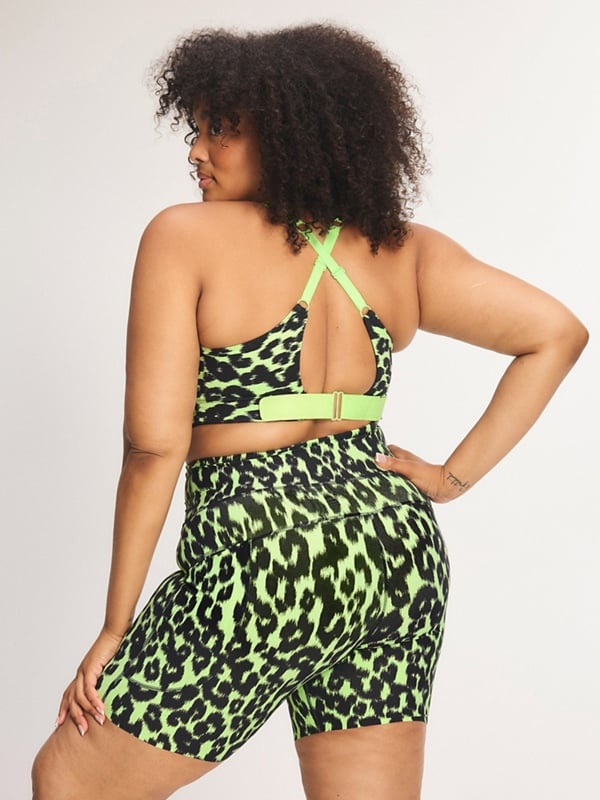 Cool Curves High-Impact Zip-Up Sports Bra