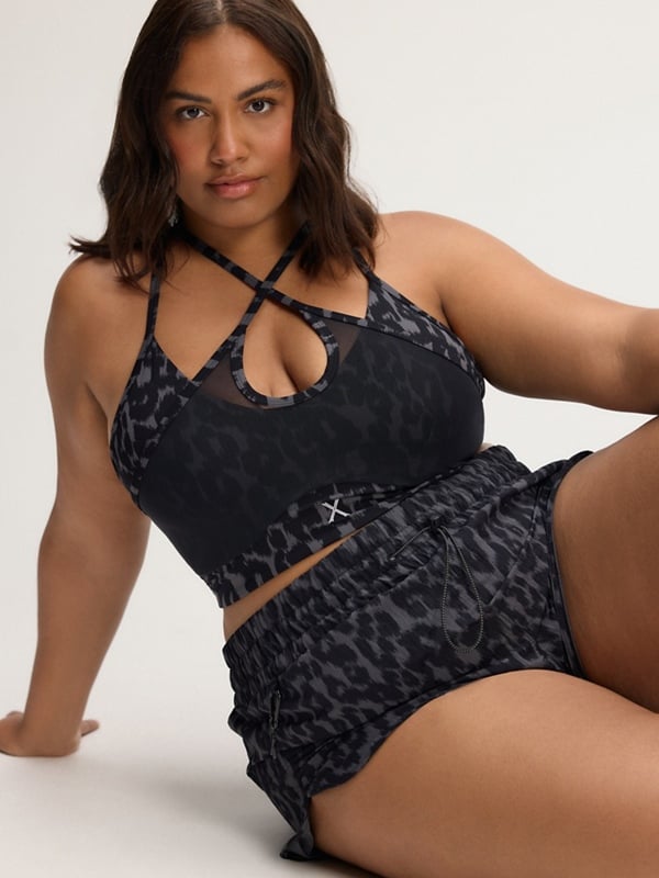 City Girl Hike Low-Impact Sports Bra