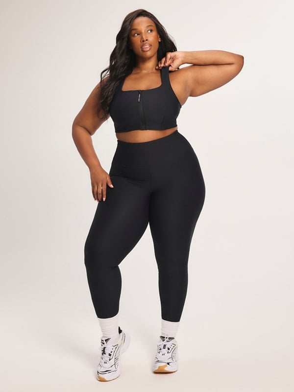 Running Hot Medium-Impact Zip-Front Sports Bra