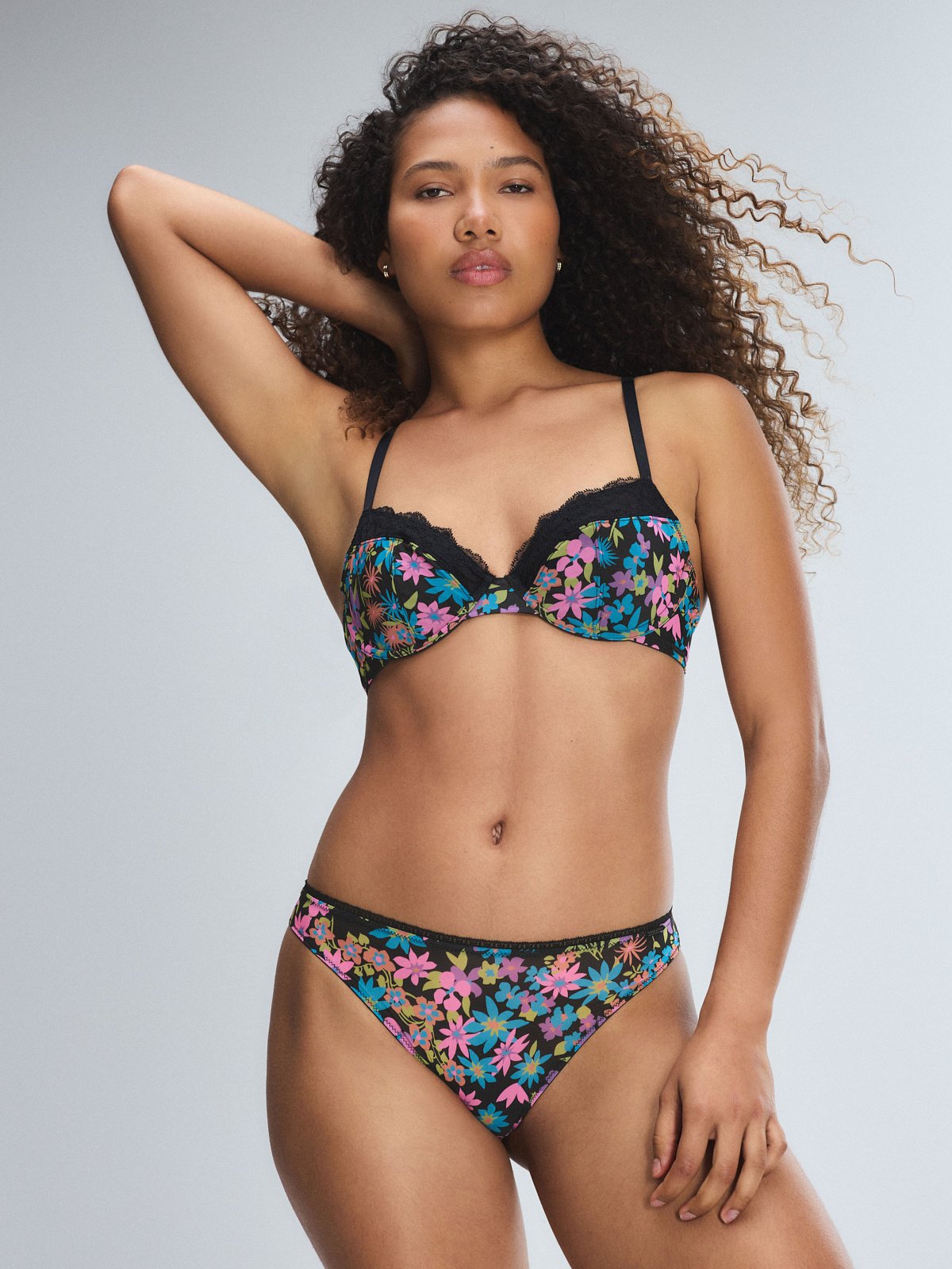 Hopelace Romantic 2-Piece Set