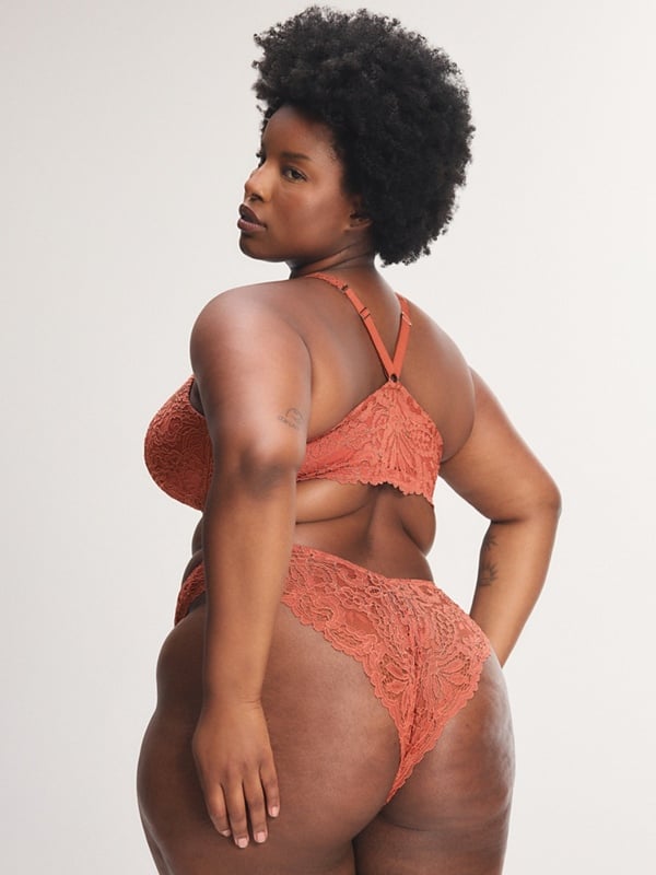 Romantic Corded Lace 3-Piece Box