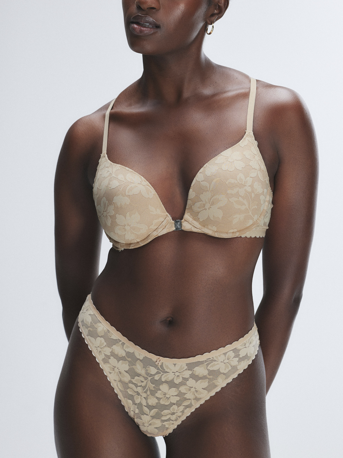 Lavish Lace Full-Coverage & Brazilian 2-Piece Set | SAVAGE X FENTY