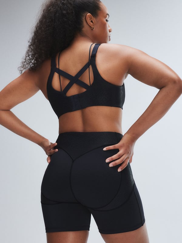 Curve Alert Short 3-Piece Set