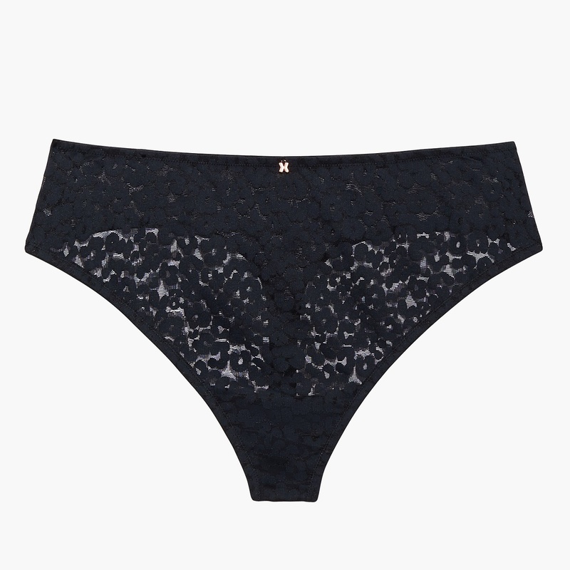 Thong Panties & Underwear for Women | Savage X Fenty