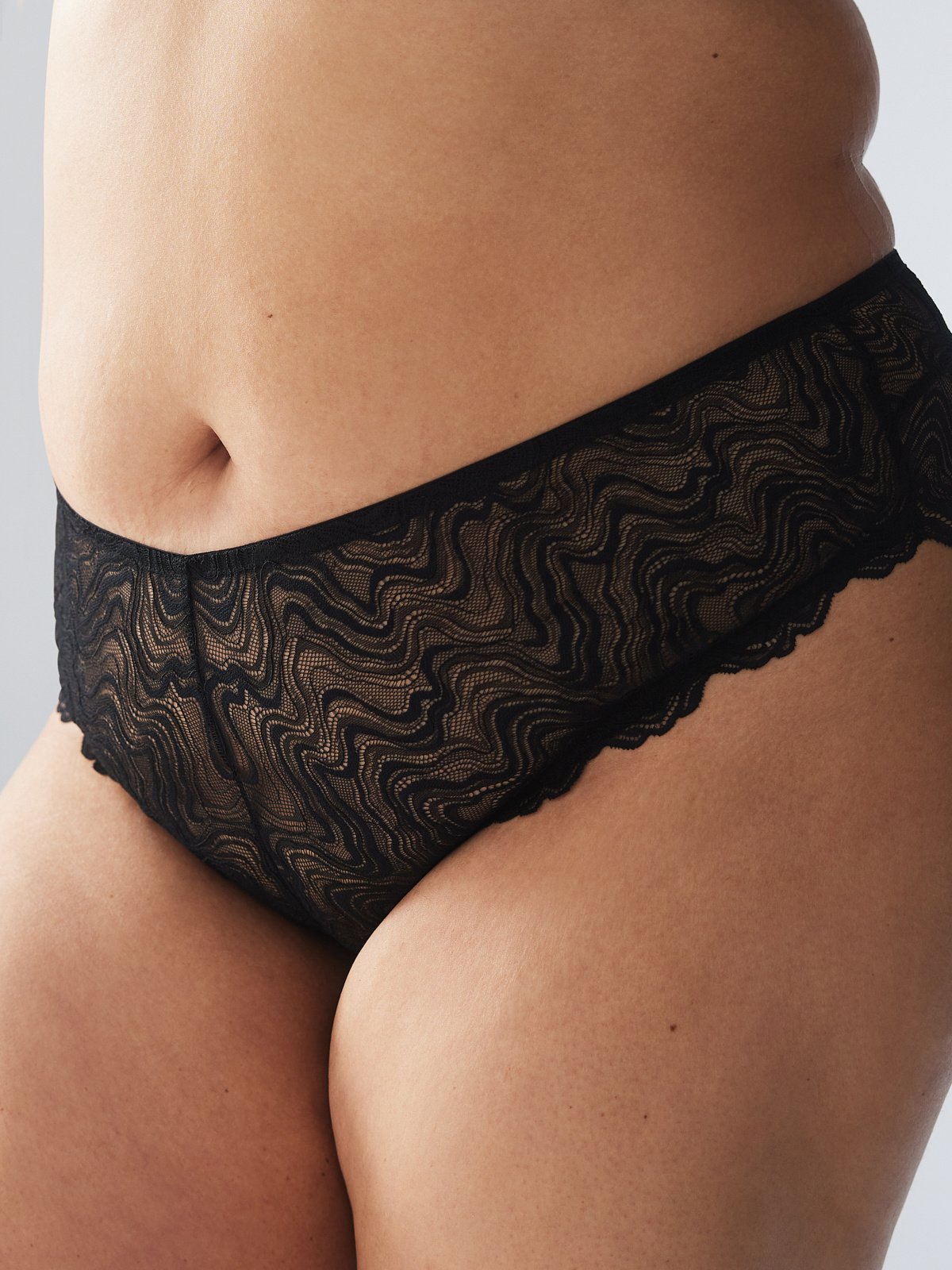 Ripple Effect Lace Cheeky Panty in Black