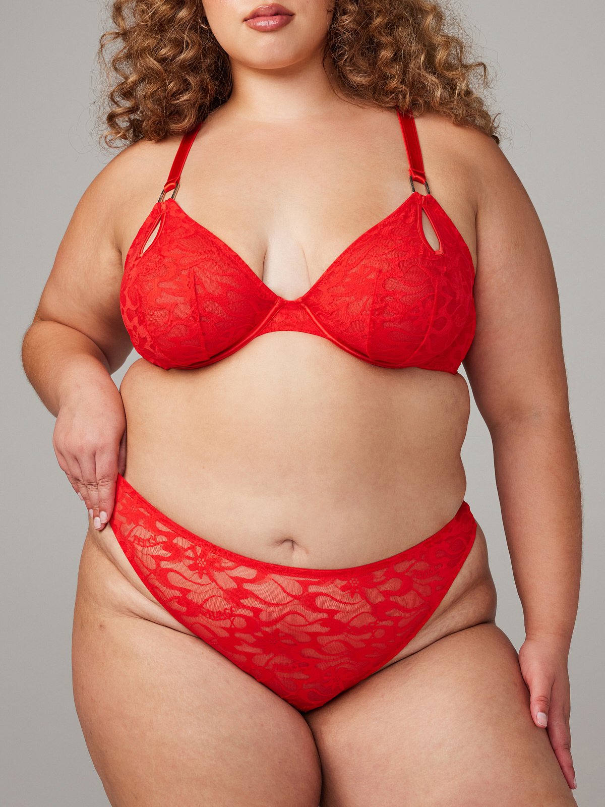Link Up Lace High-Leg Thong Knickers in Red