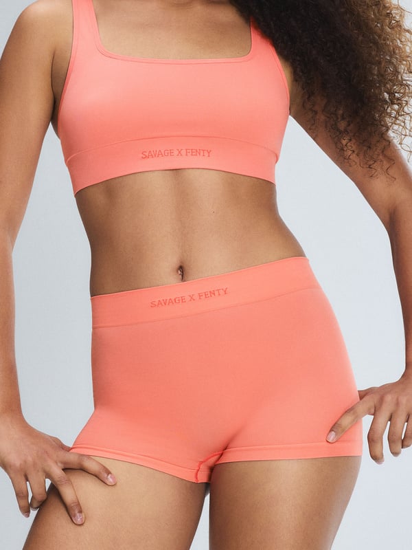 Seamless Scoop-Neck Bralette