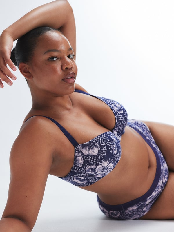 Cotton Essentials Lace-Trim Shortie Panty