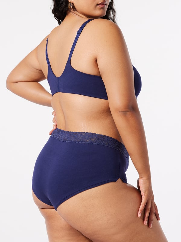 Cotton Essentials Lace-Trim Shortie Panty