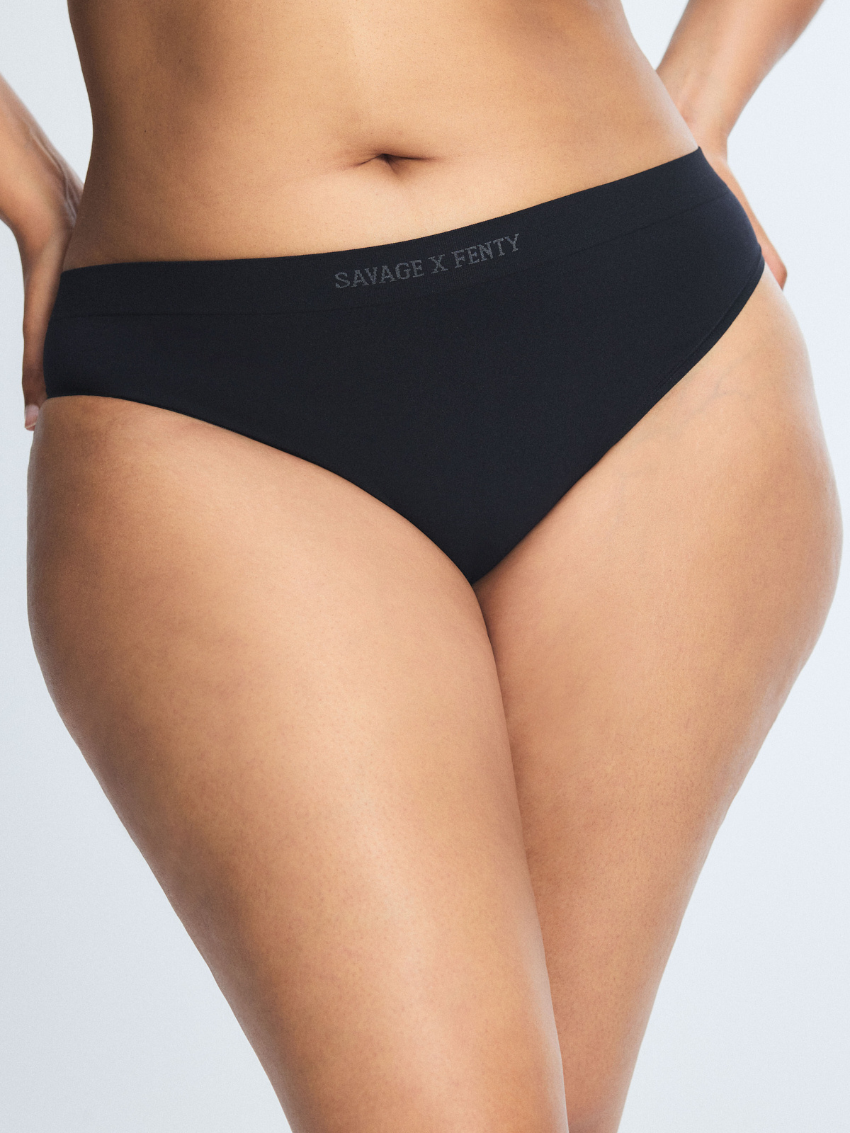 Seamless High-Waist Thong Panty