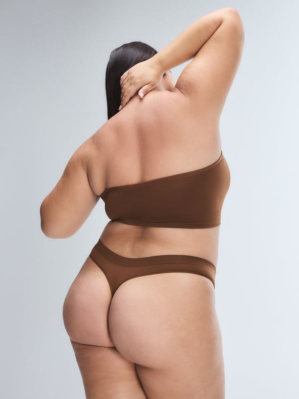 Seamless Mid-Rise Thong Panty