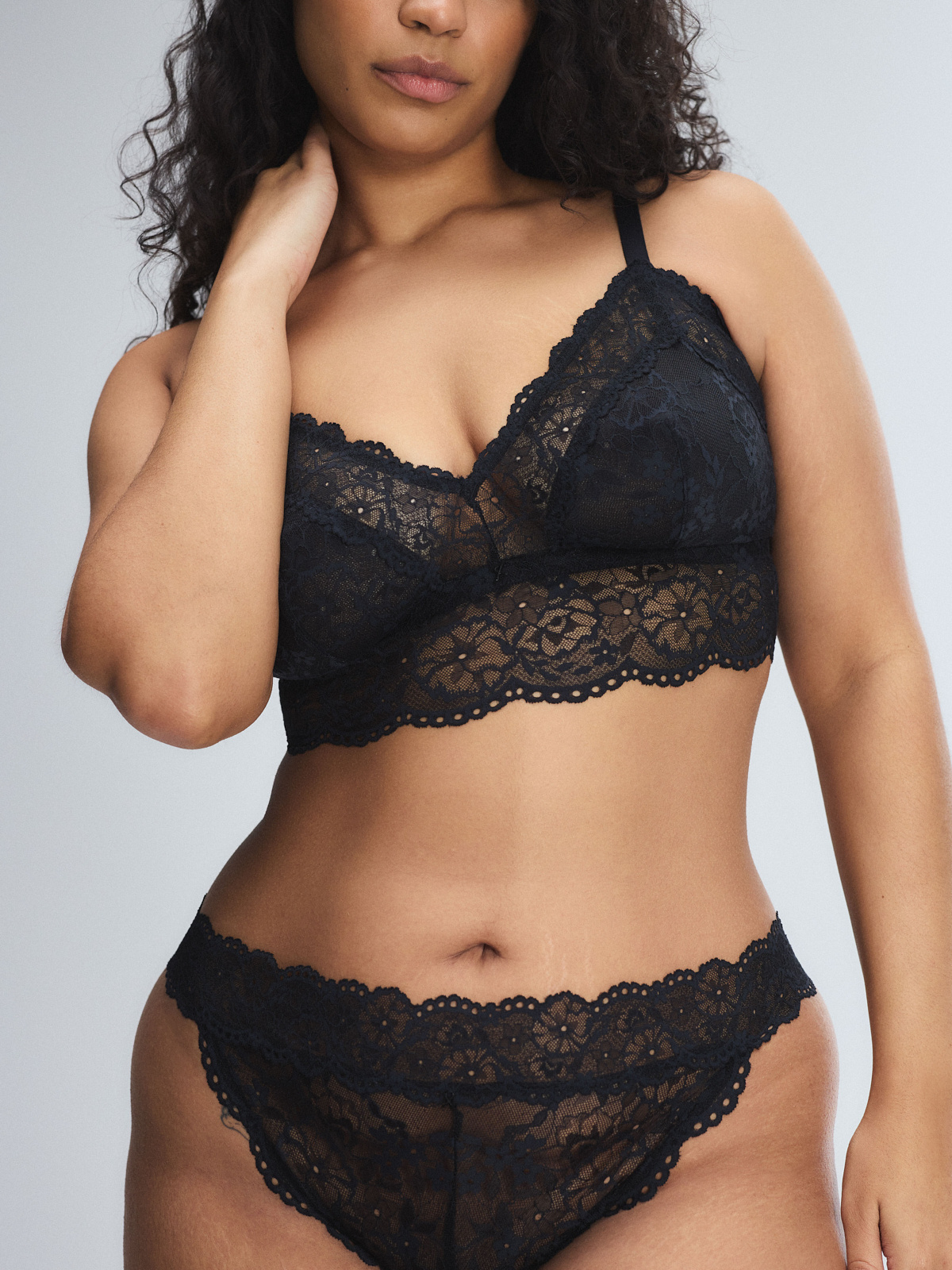 Soft N' Savage Lace Thong Panty in Black | SAVAGE X FENTY