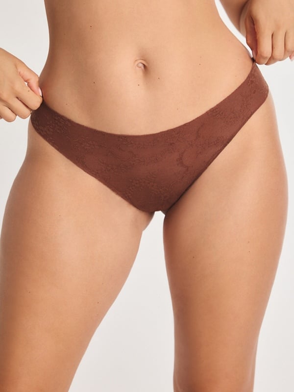 No-Show Lace Thong Panty