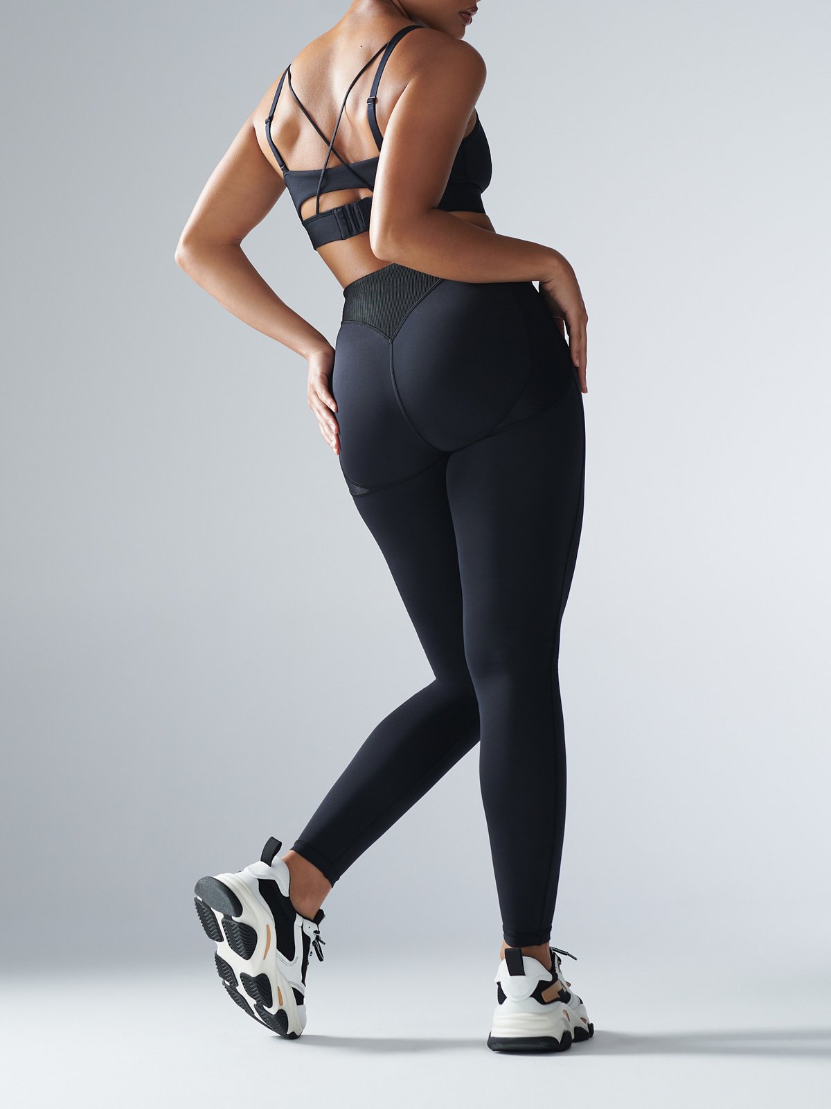 High Waist Ribbed Yoga Legging with Pockets in 2023