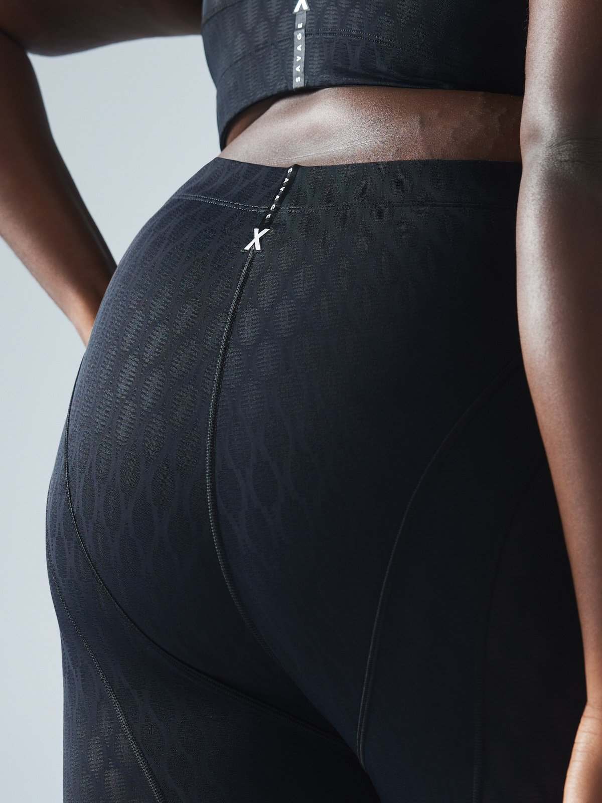 FINAL SALE Core Performance Cropped Legging - Black Mesh Combo and