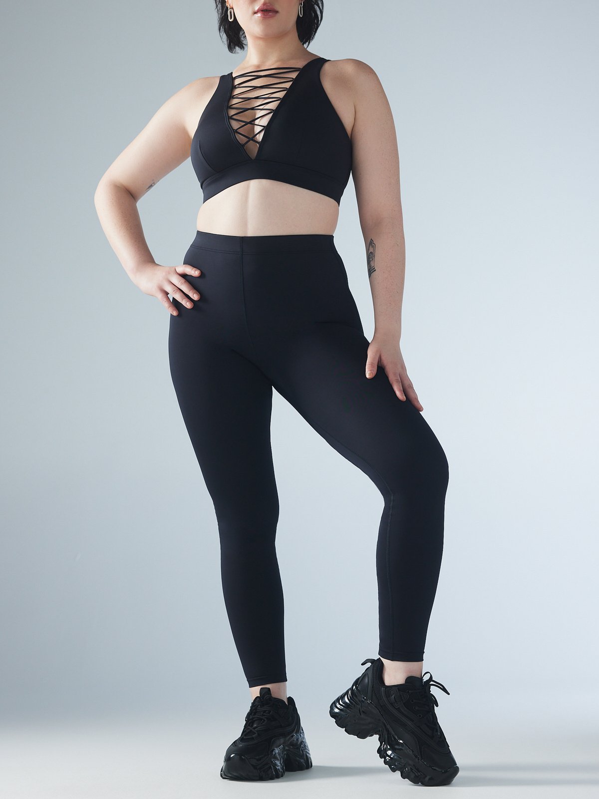 Lace Up High-Waist Leggings in Black