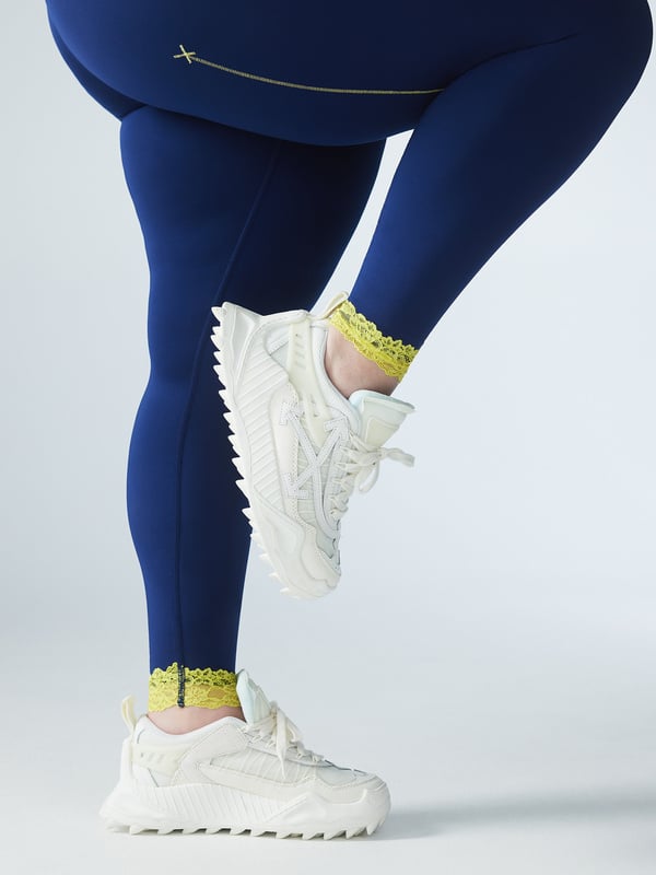 Hotline Lace-Trimmed High-Waist Legging in Blue & Multi