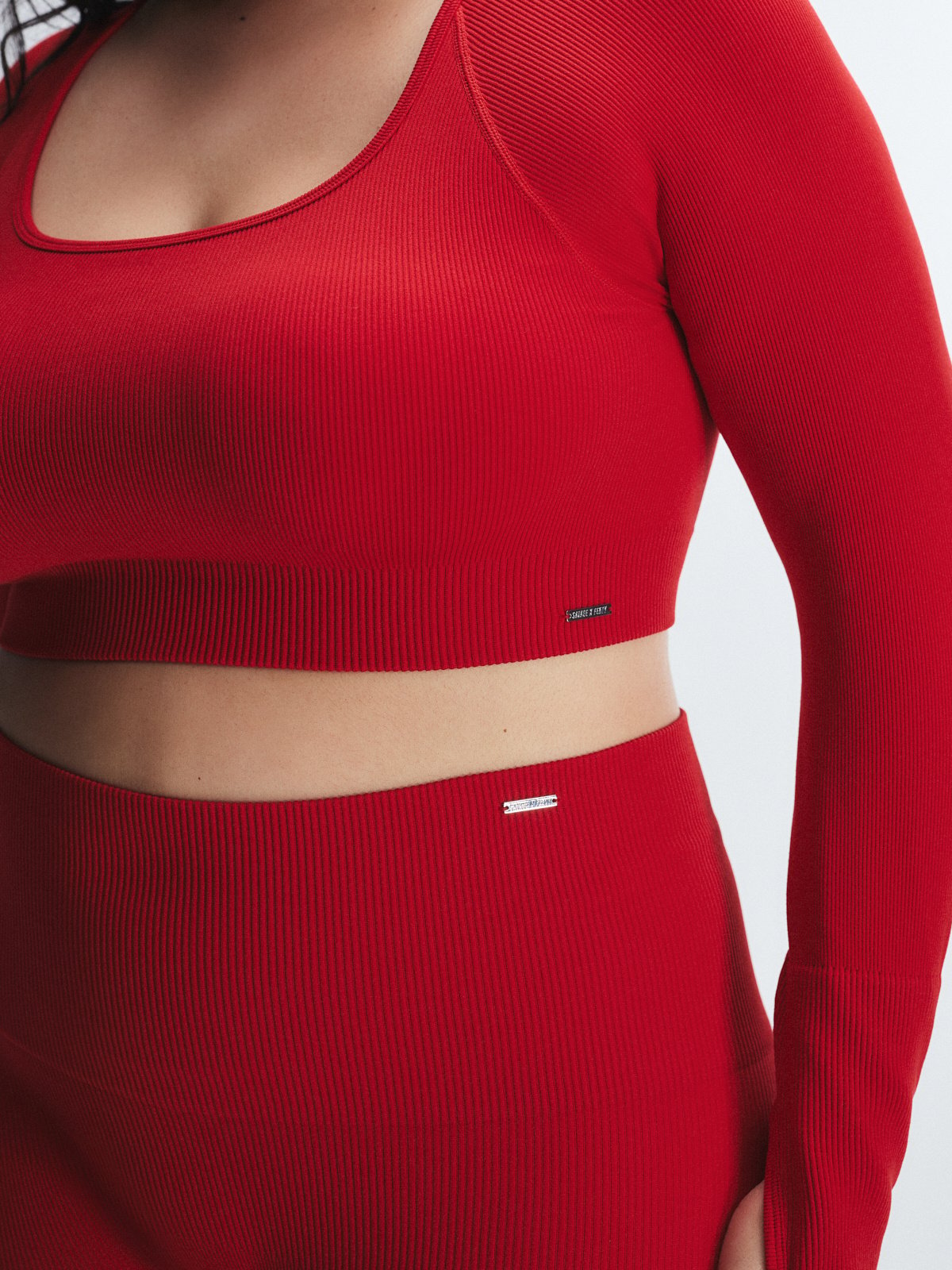 Seamless Sport Long-Sleeve Cropped Bra Top