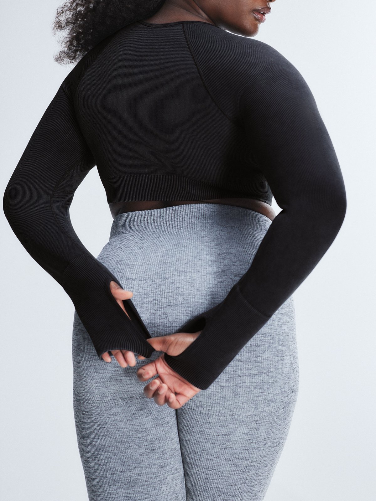 Seamless Sport Long-Sleeve Cropped Bra Top