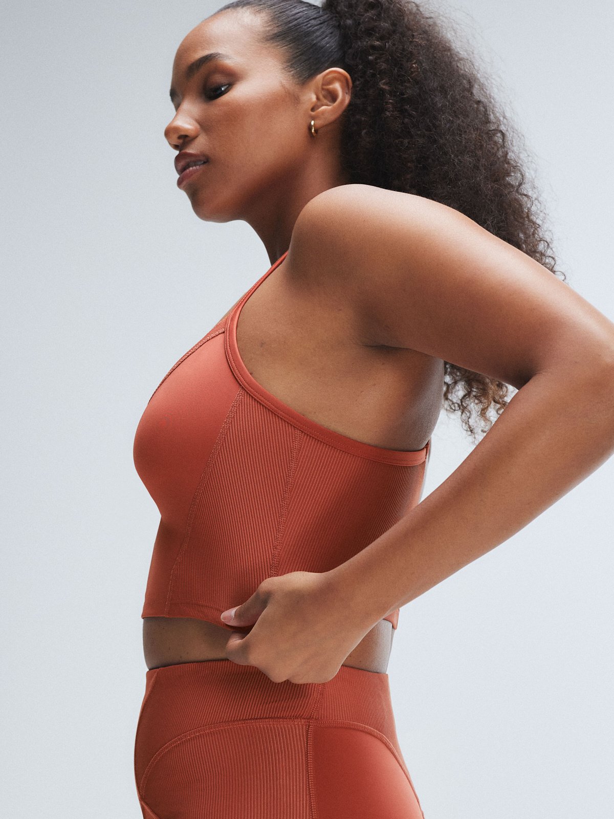 Curve Alert Rib Shelf-Bra Tank