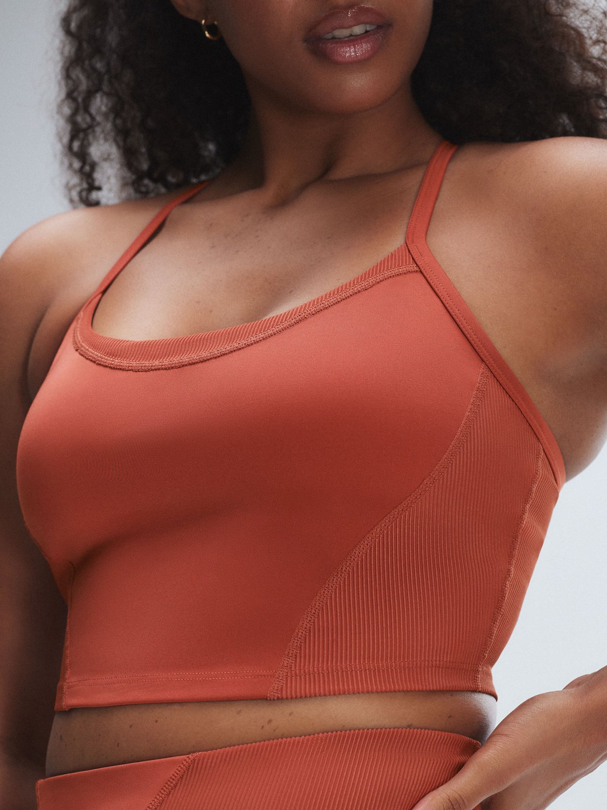 Curve Alert Rib Shelf-Bra Tank