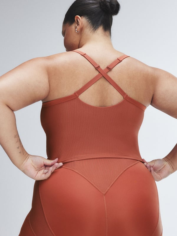 Curve Alert Rib Shelf-Bra Tank